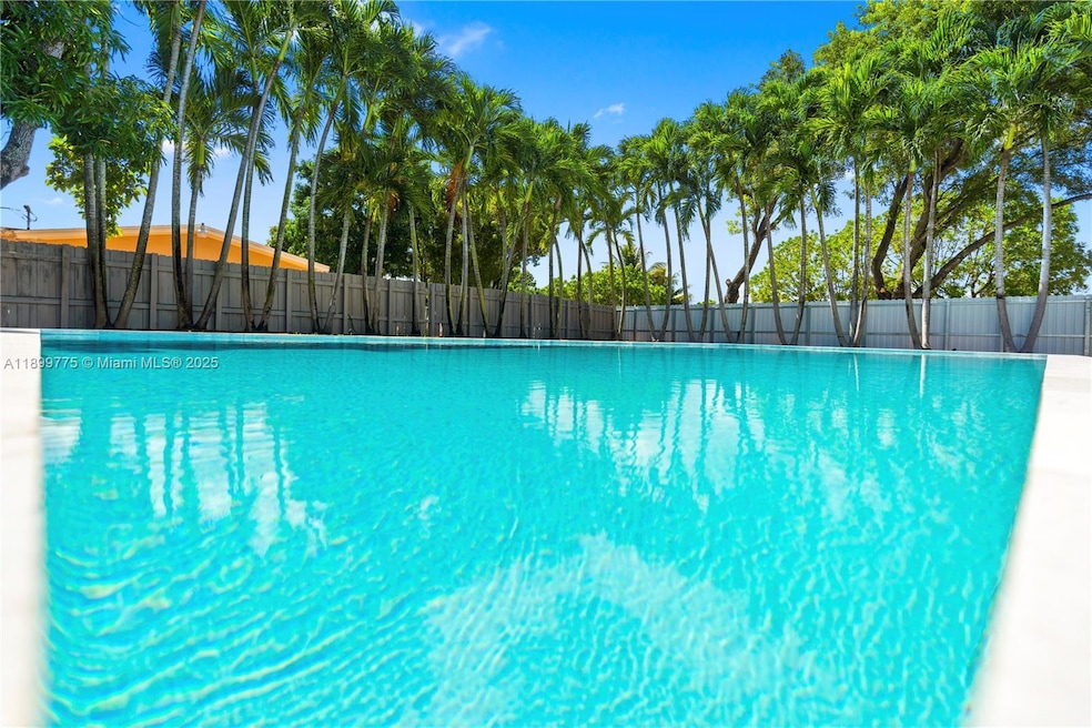 200 E 60th St, Hialeah, FL 33013 - photo 1