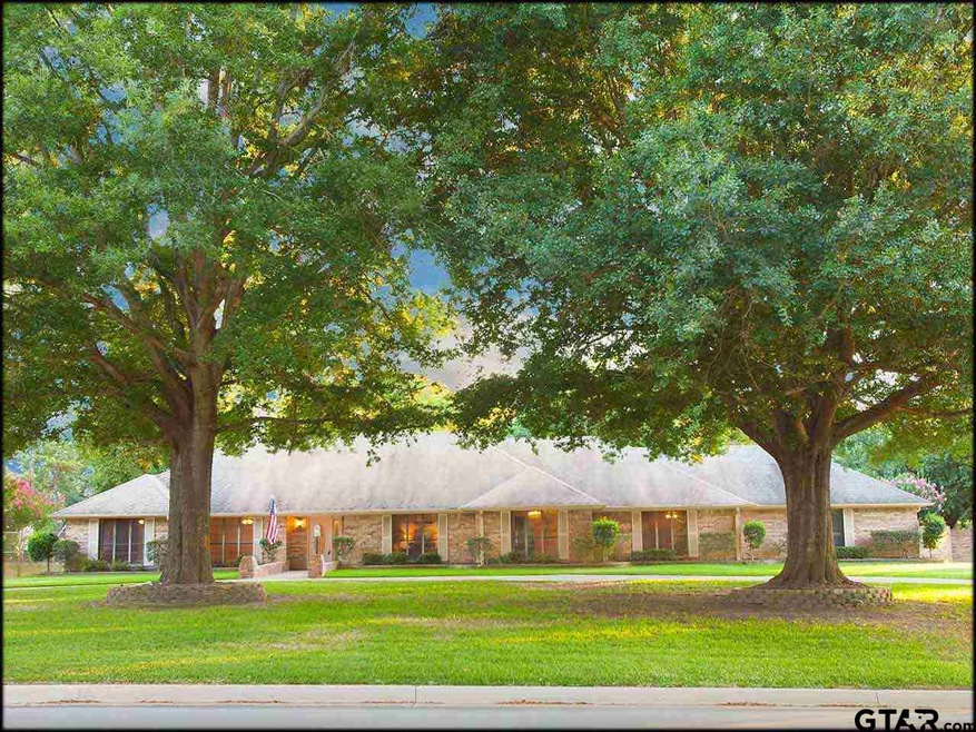 8215 Cambridge Rd, Tyler, TX 75703 - photo 1