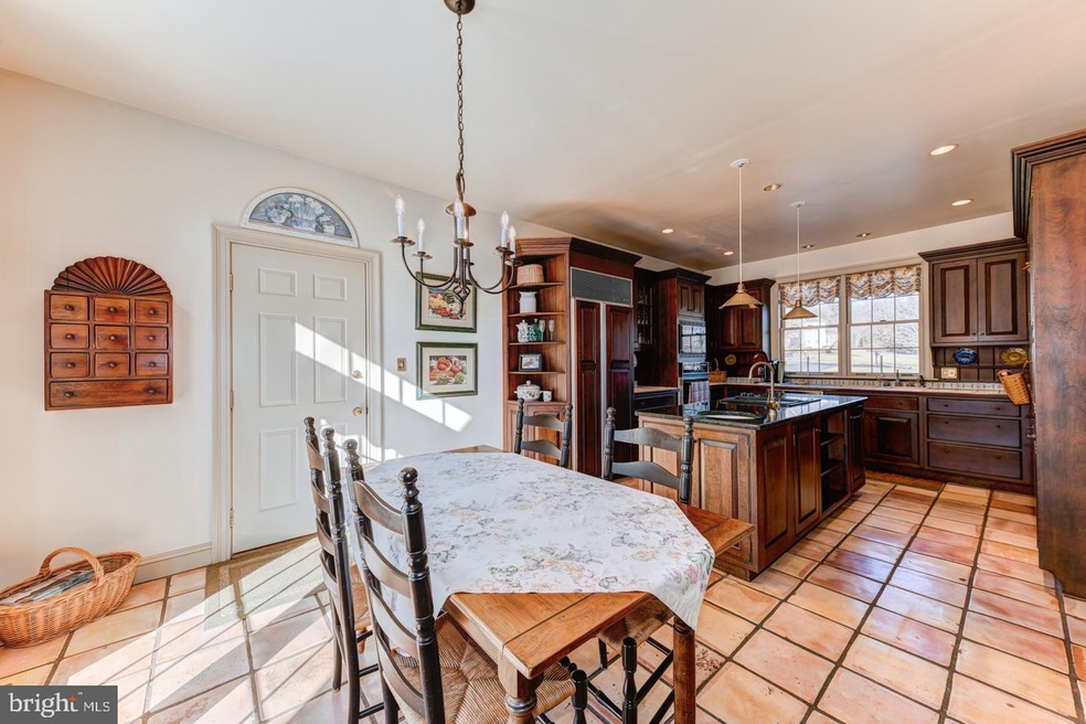 5465 Mcginnis Ct, Doylestown, PA 18902 - photo 1