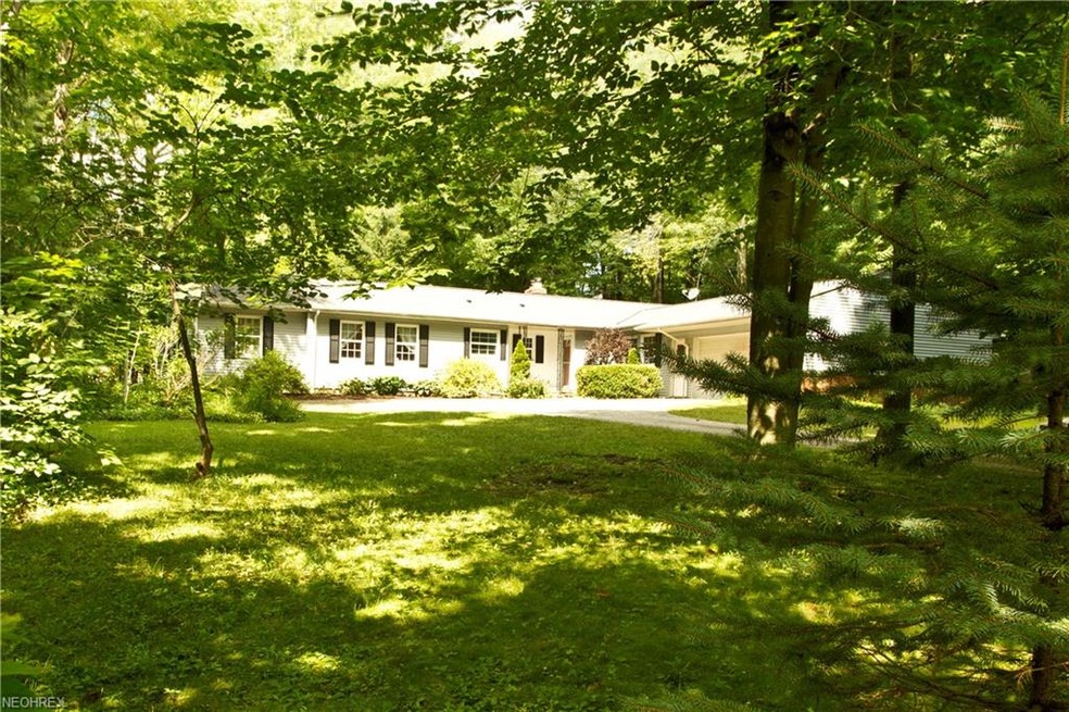 Welcome to 15198 Hook Hollow Road, Novelty, Ohio 4