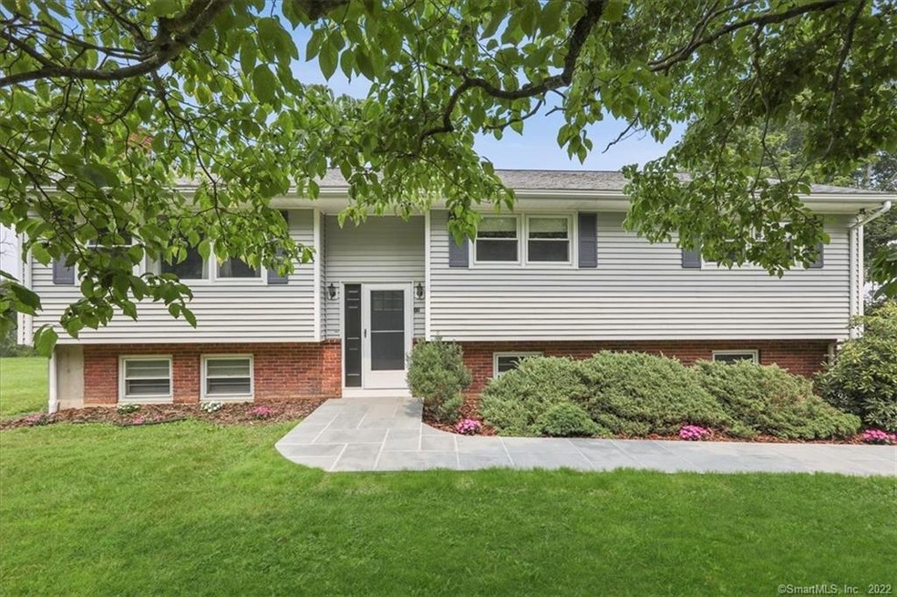 75 Obtuse Rd S, Brookfield, CT 06804 - photo 1