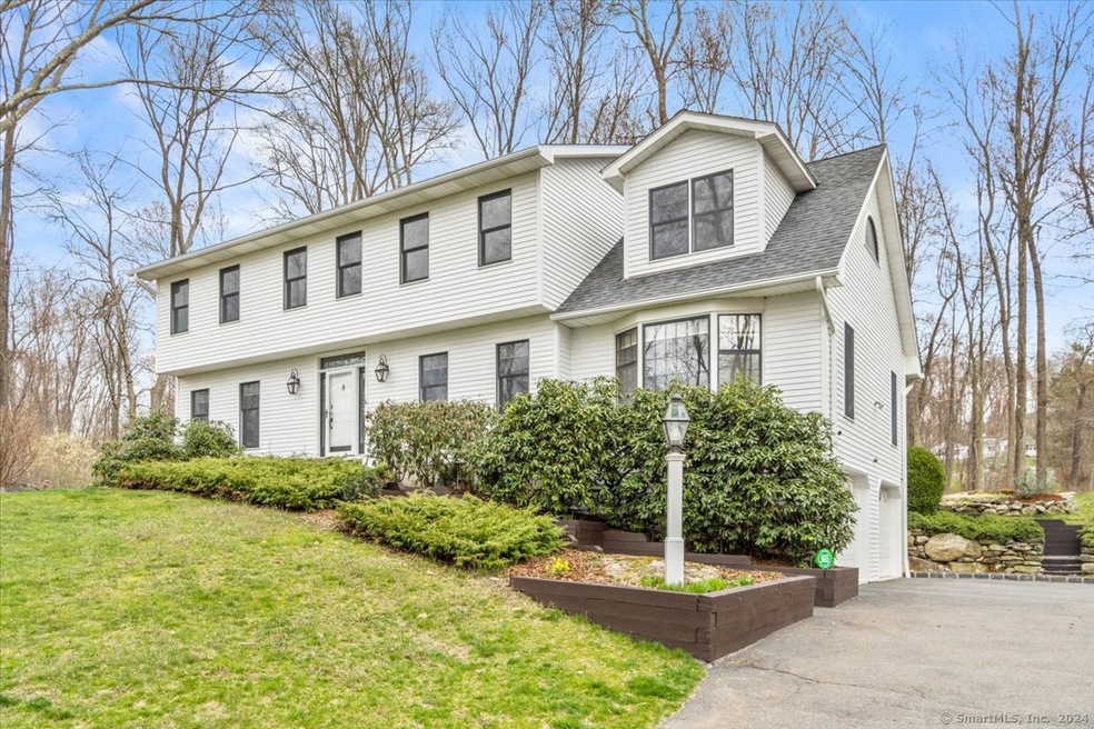 2 Princeton Ln, New Fairfield, CT 06812 - photo 1