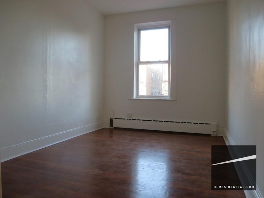 30-55 44th St unit 2, Long Island City, NY 11103 - photo 1