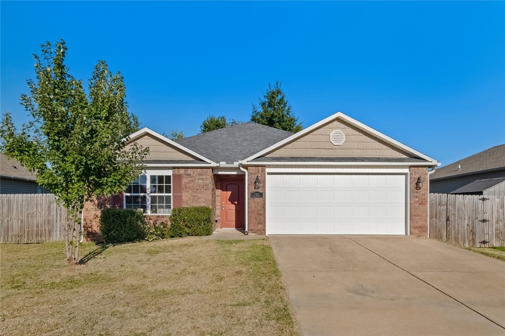 790 Morningside Dr, Centerton, AR 72719 - photo 1