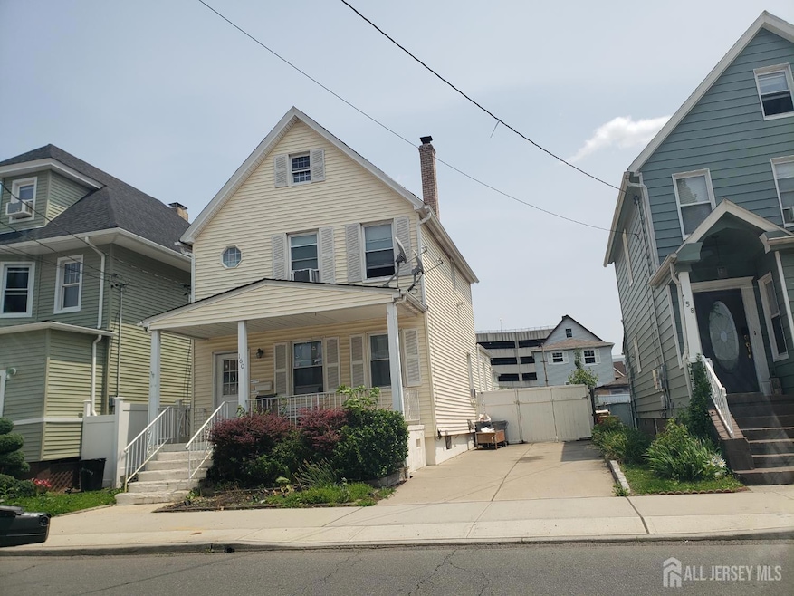 160 Pershing Ave, Carteret, NJ 07008 - photo 1