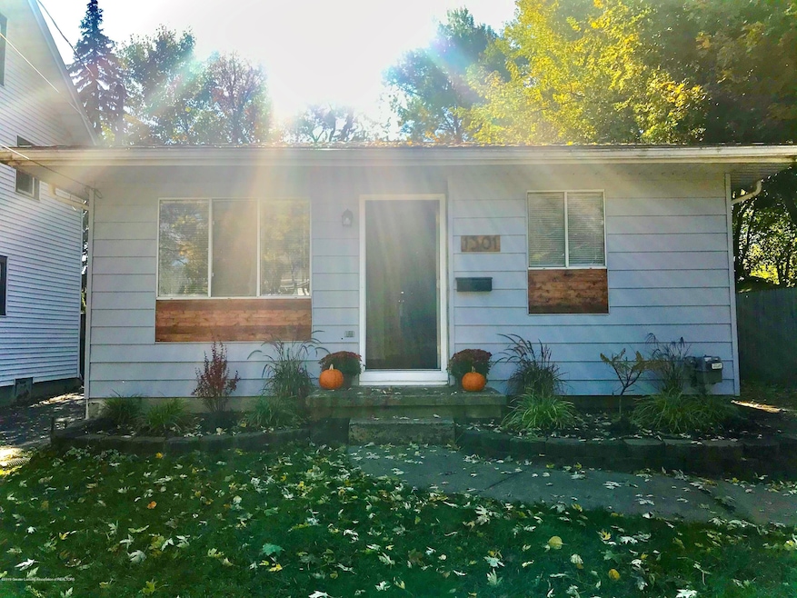 1301 W Barnes Ave, Lansing, MI 48910 - photo 1