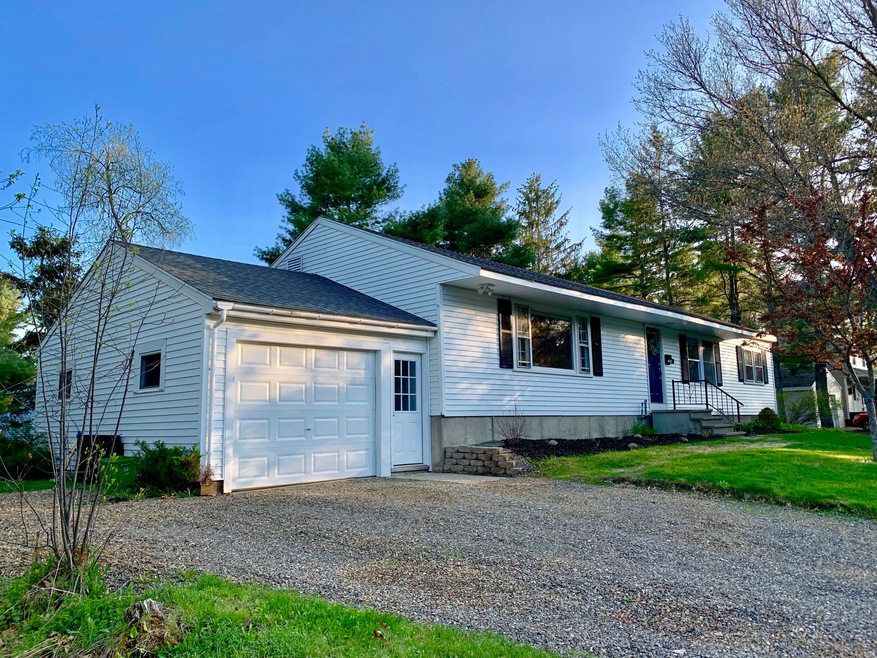 Orono 4BR 2BA Ranch off College Avenue