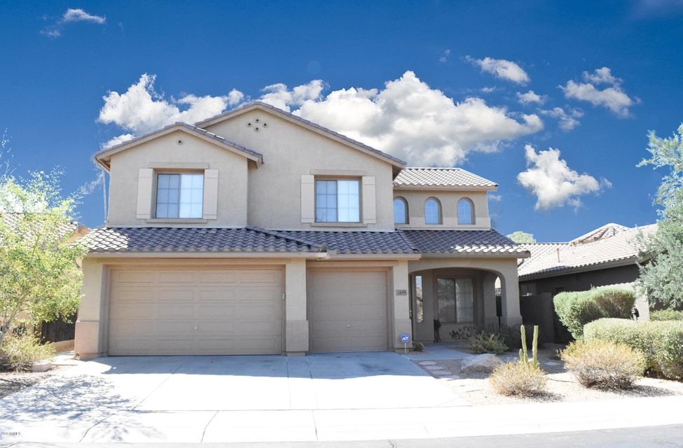 2459_W_Shacklton DR_Front2