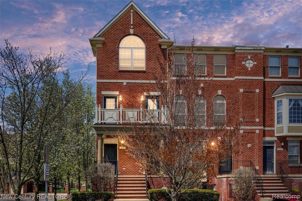 3163 Camden in Troy ~ Welcome Home!