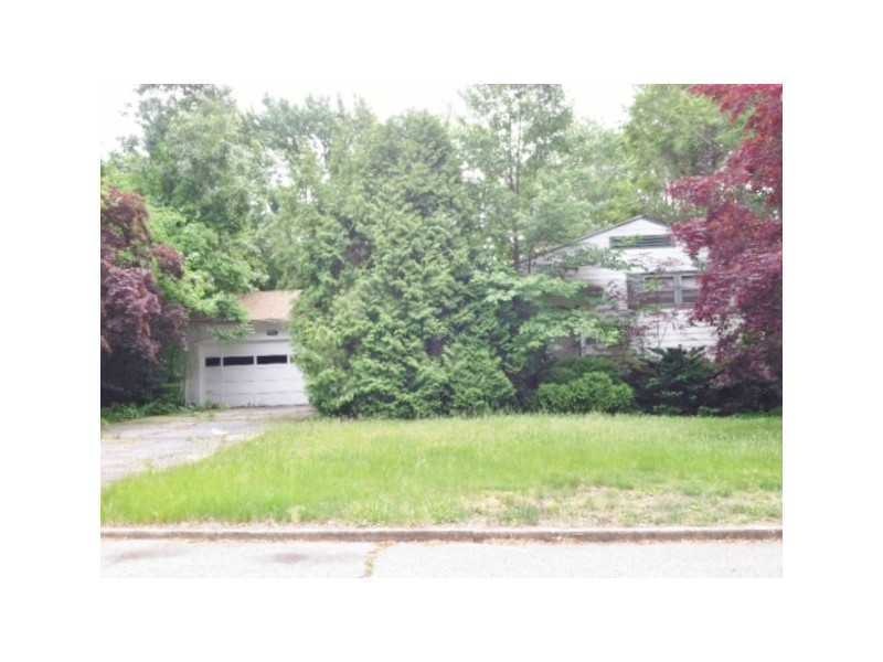 18 Blue Ridge Rd, Cranston, RI 02920 - photo 1