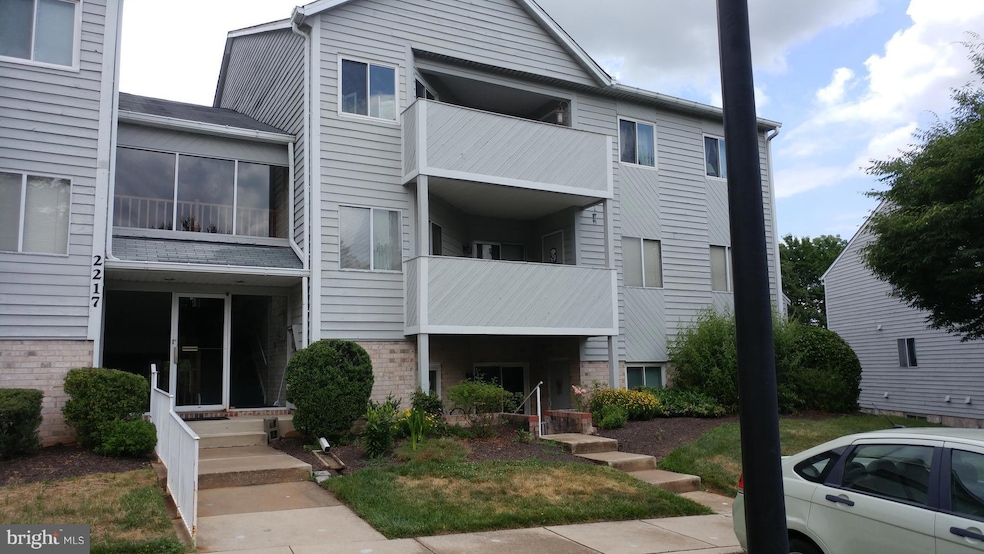 2217 Lowells Glen Rd unit L, Parkville, MD 21234 - photo 1