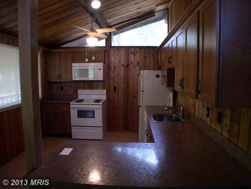 641 Greenview Dr, Basye-Bryce Mountain, VA 22810 - photo 1