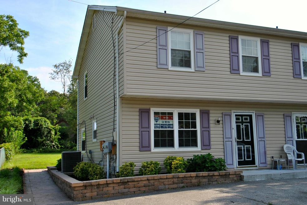 211 Poplar Ave, Glen Burnie, MD 21061 - photo 1