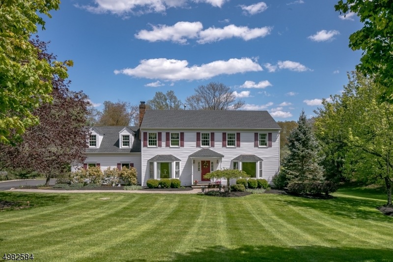 2 Robin Ct, Chester, NJ 07930 - photo 1