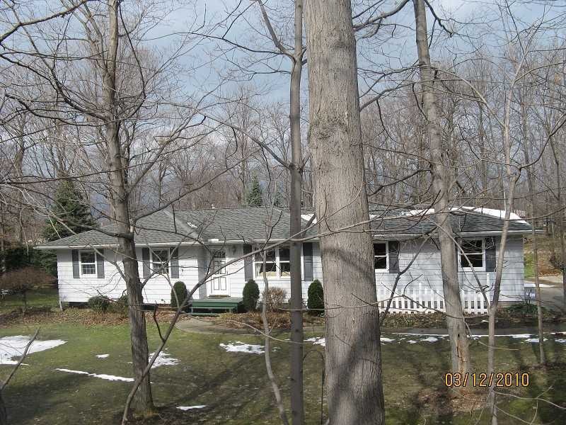 3128 Bradford Ave, Erie, PA 16506 - photo 1