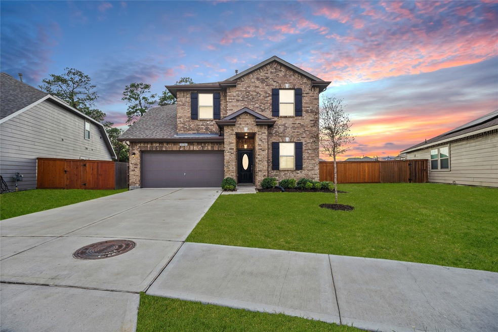 10707 Nyla Spring St, Houston, TX 77016 - photo 1