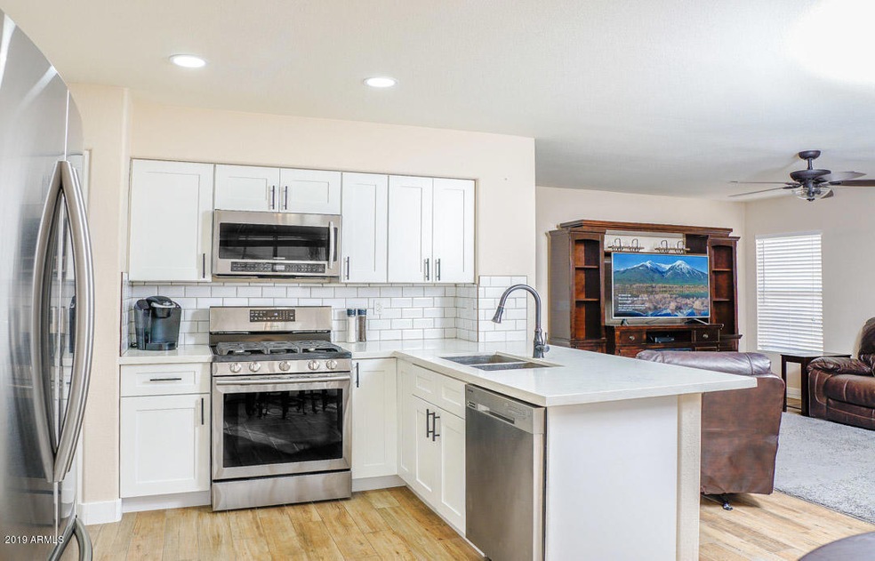 -Kitchen