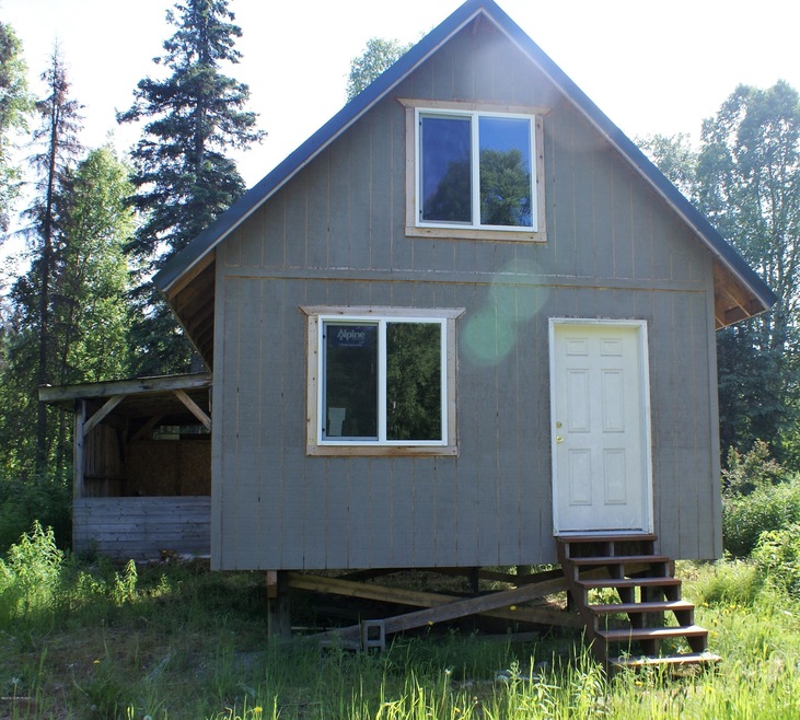 11495 E Little Rd, Trapper Creek, AK 99683 - photo 1