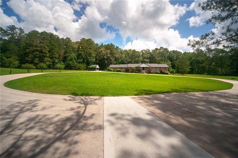 2073 Honey Creek Rd SW, Conyers, GA 30094 - photo 1