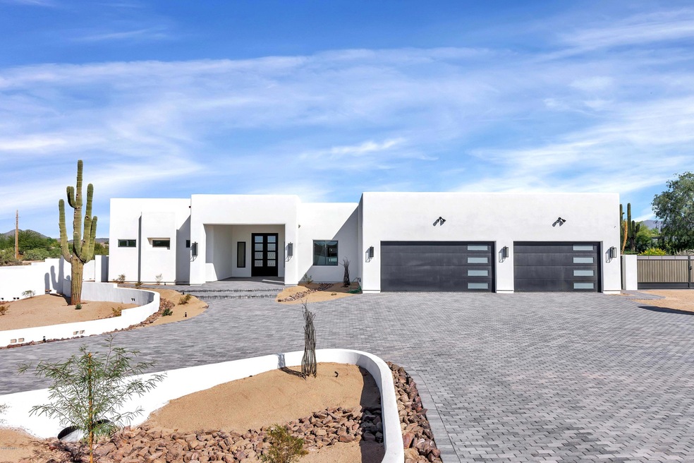 33115 N 62nd St, Cave Creek, AZ 85331 - photo 1