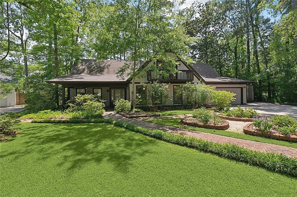 201 Natchez Place, Mandeville, LA 70471 - photo 1