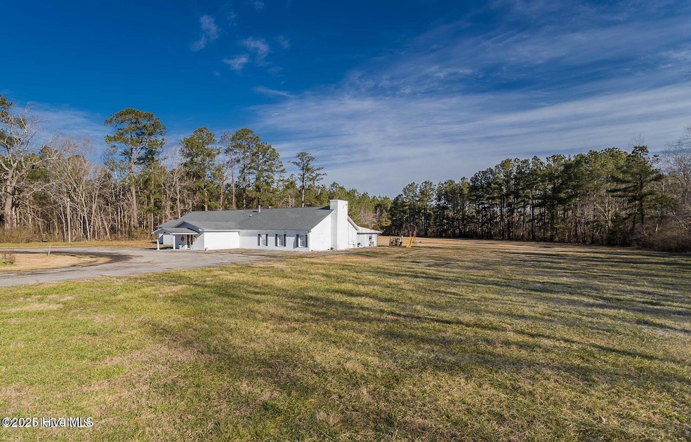 2101 N Highway 58, Trenton, NC 28585 - photo 1