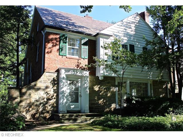 Welcome to 4053 Meadowbrook!