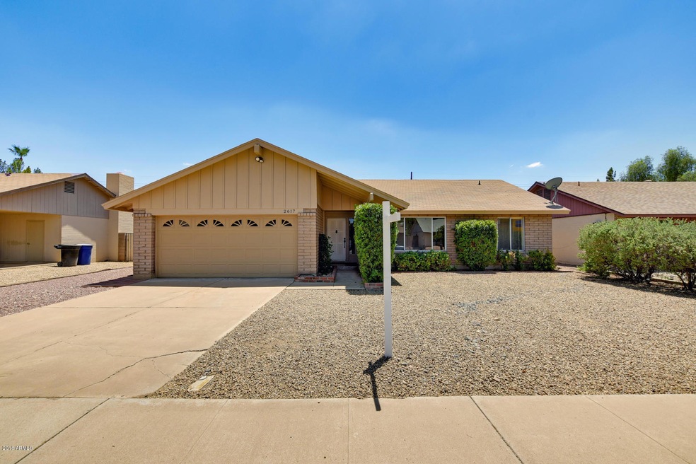 Front_of_Home_1