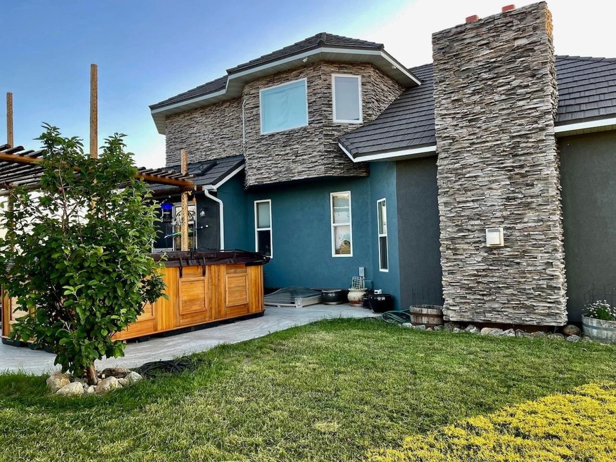 For Sale $950,000