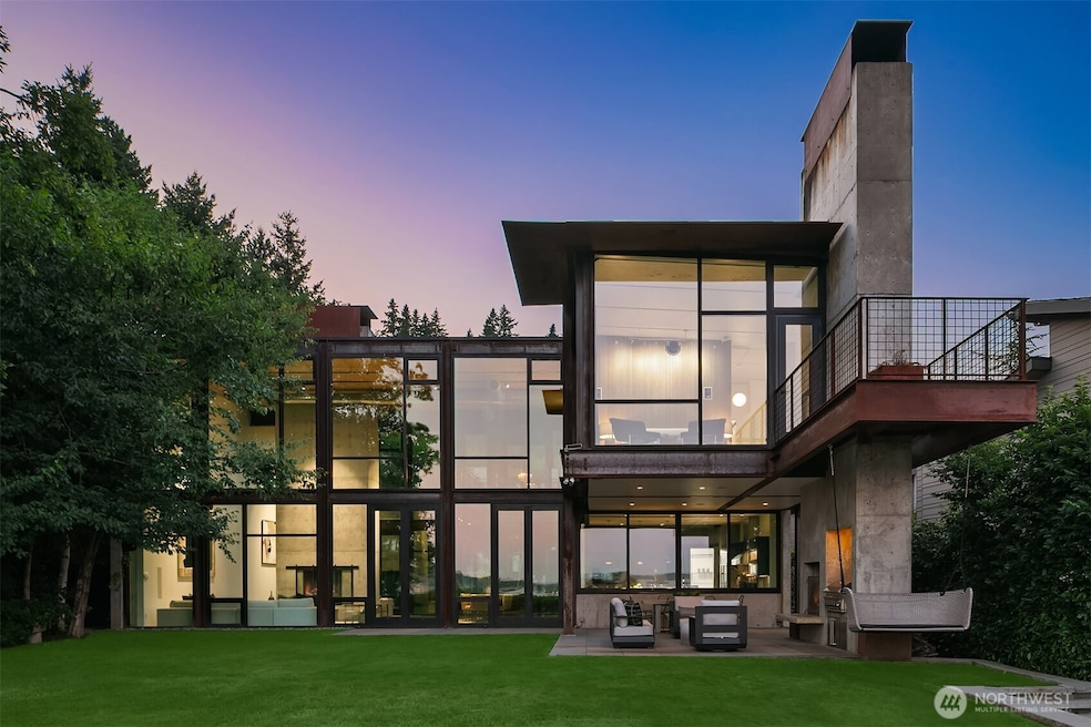 Sold $6,825,000 • Co-Listing Agent