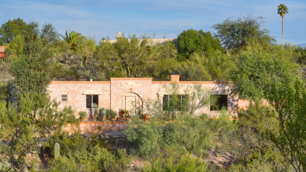 5140 N Via Entrada