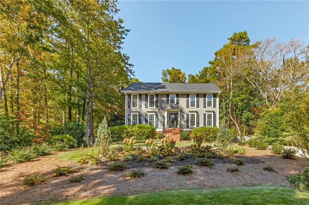 View of colonial house