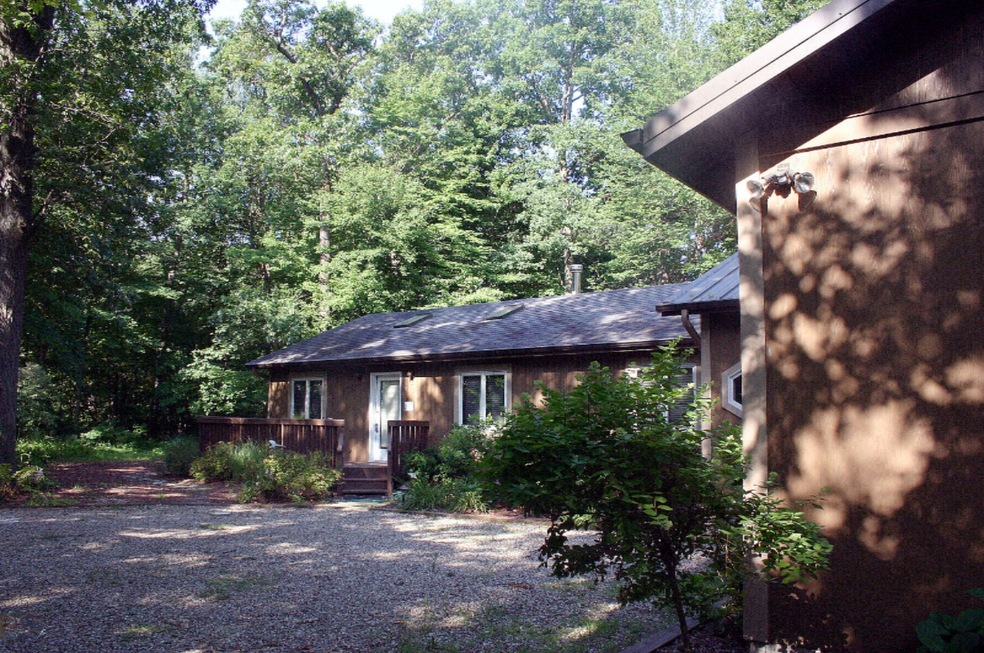 Bailey Front 3 08.jpg