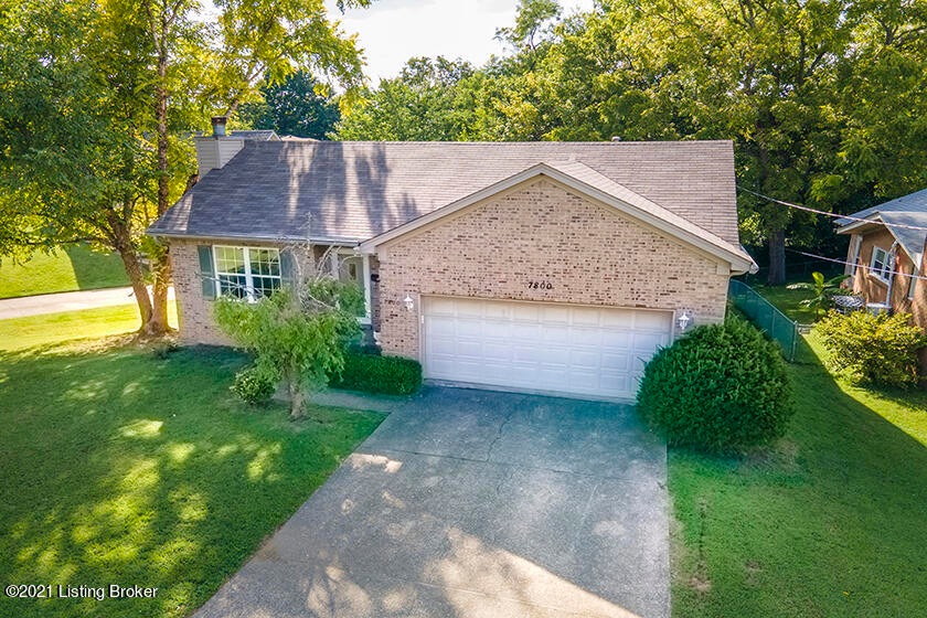 7800 Cecilia Way, Louisville, KY 40219 - photo 1