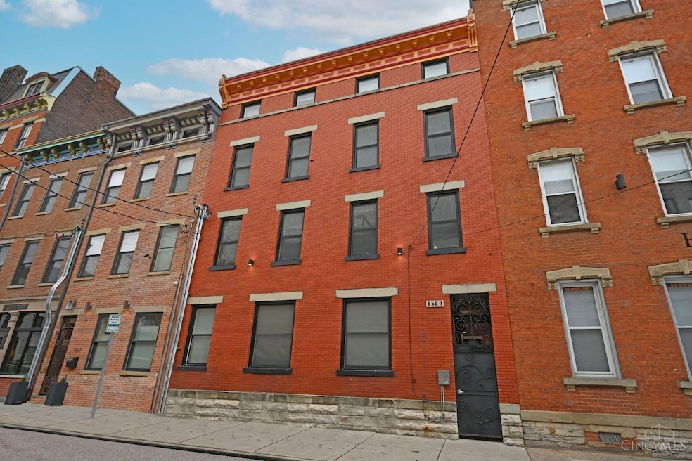 For Rent $1,800/month • Co-Listing Agent