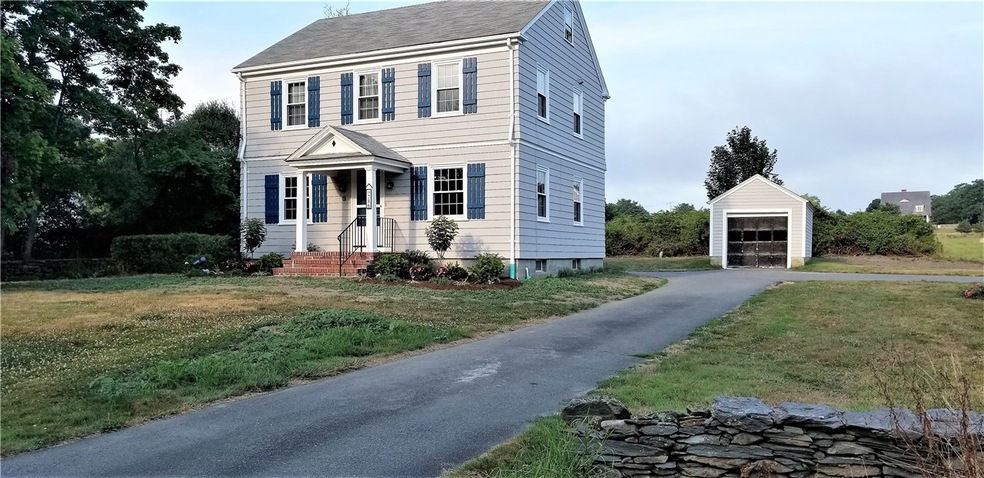 286 Paradise Ave, Middletown, RI 02842 - photo 1