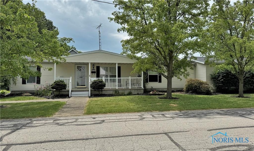 416 Wilson St, Genoa, OH 43430 - photo 1