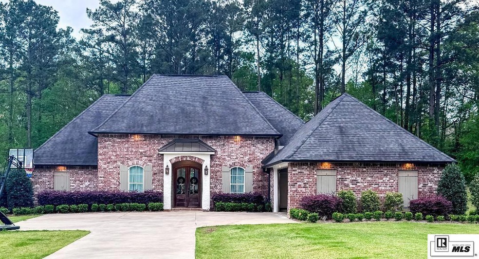 155 Creeks Crossing, Ruston, LA 71270 - photo 1