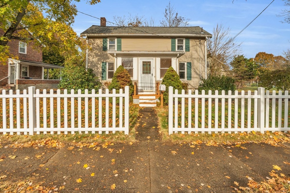 43 Pine St, West Newton, MA 02465 - photo 1