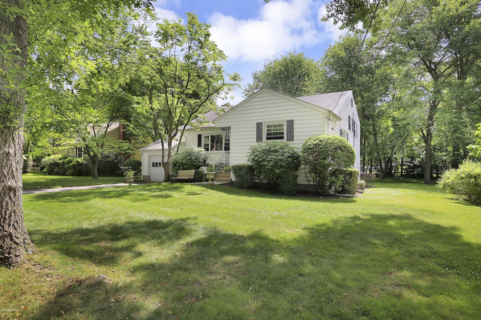 23 Midbrook Ln, Old Greenwich, CT 06870 - photo 1
