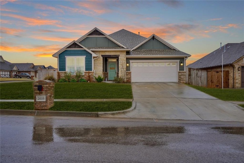 2608 NE 14th St, Moore, OK 73160 - photo 1