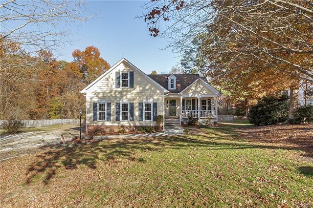 Wonderful one level living with bonus room over garage sitting in a quiet cul-de-sac.