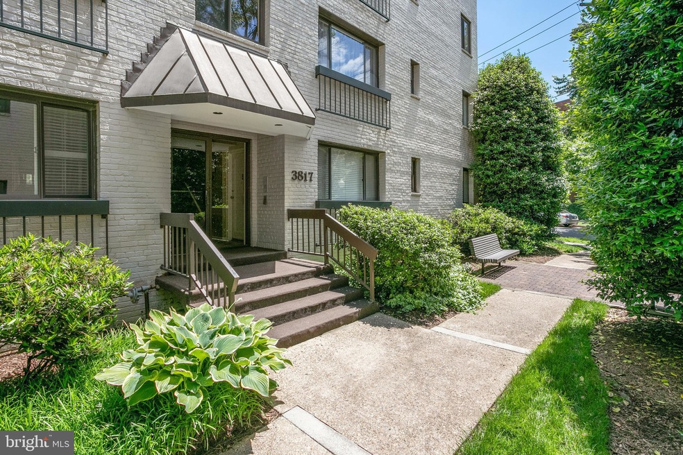 3817 Davis Place NW unit 2, Washington, DC 20007 - photo 1