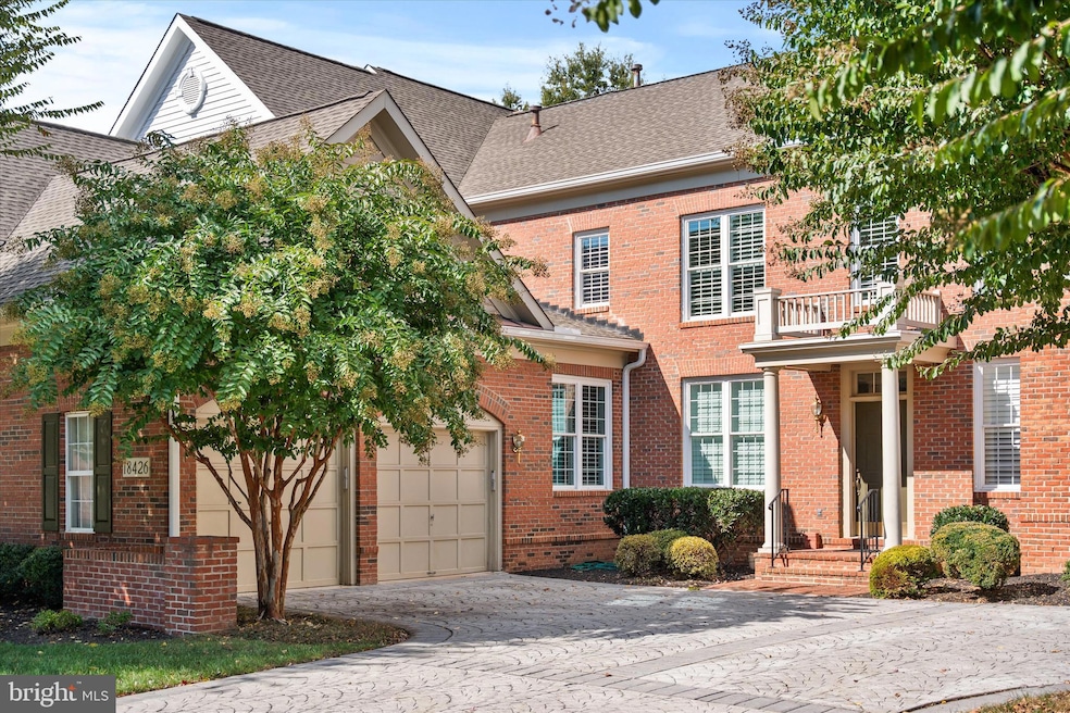 18426 Lanier Island Square, Leesburg, VA 20176 - photo 1