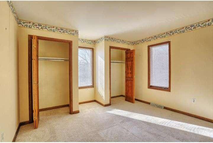 29 Golfview Ln, Reading, PA 19606 - photo 1