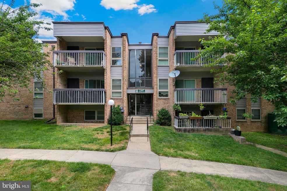 2307 Greenery Ln unit 203, Silver Spring, MD 20906 - photo 1