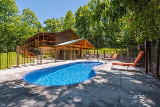 21801 Sterling Rd, Logan, OH 43138 - photo 1