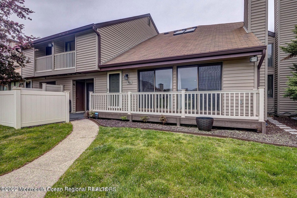 82 cotswold front