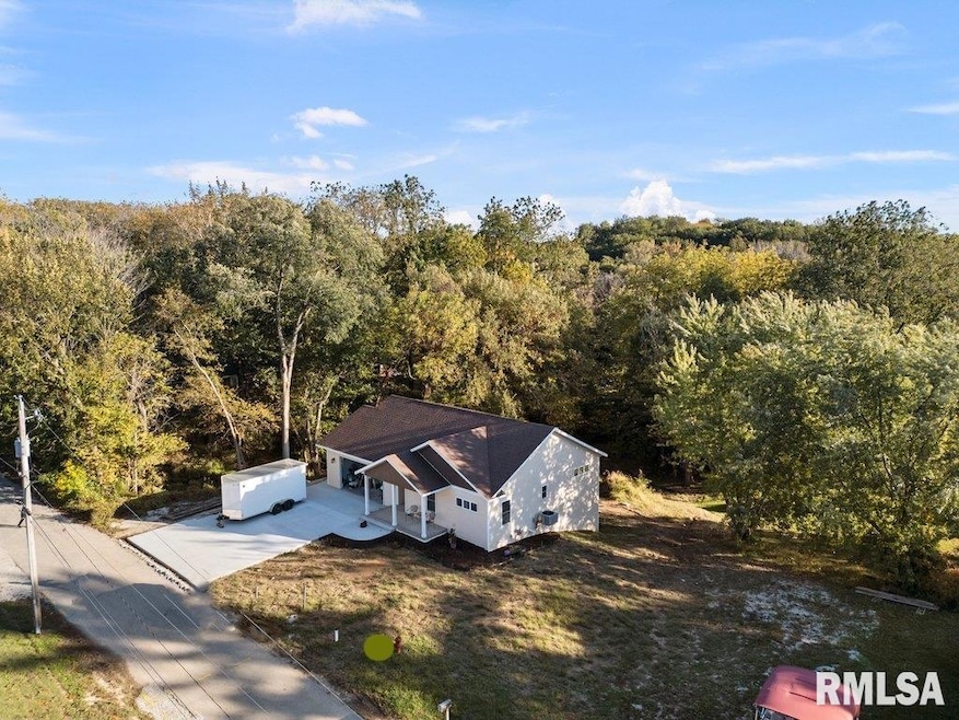 401 Oak Blvd, Port Byron, IL 61275 - photo 1