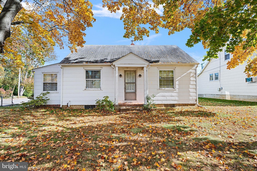 324 Ross St, Dover, DE 19904 - photo 1